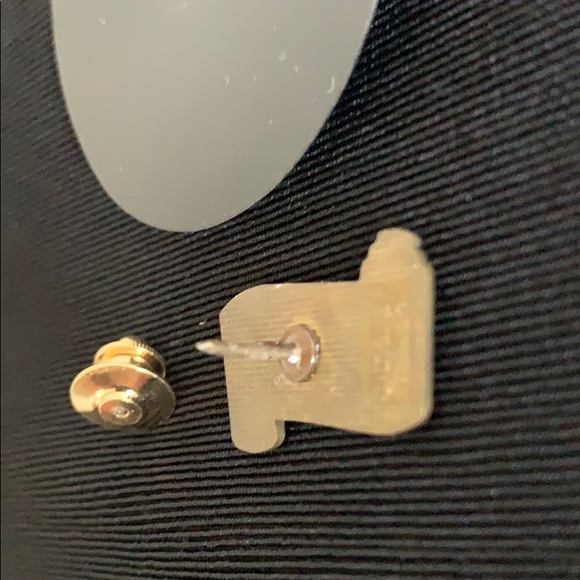 Walt Disney Classics Collection 1997 Event Pin - Picture 9 of 13